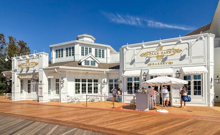 'cake bake shop disney boardwalk