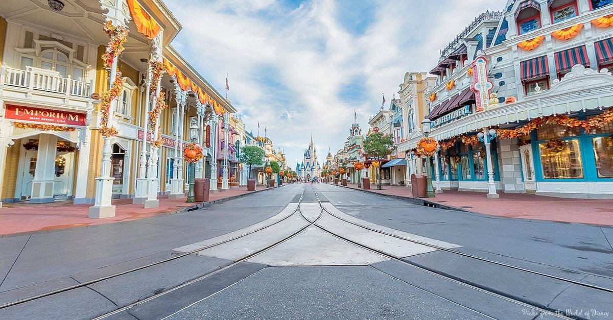 main street