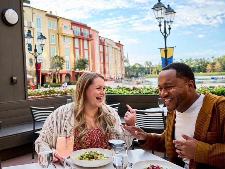 Explorando a Trattoria del Porto no Hotel Loews Portofino Bay
