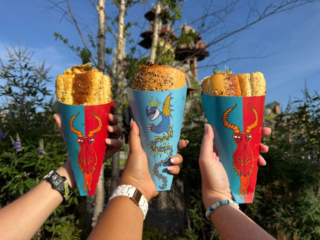 snacks no epic universe - mac & cheese cone