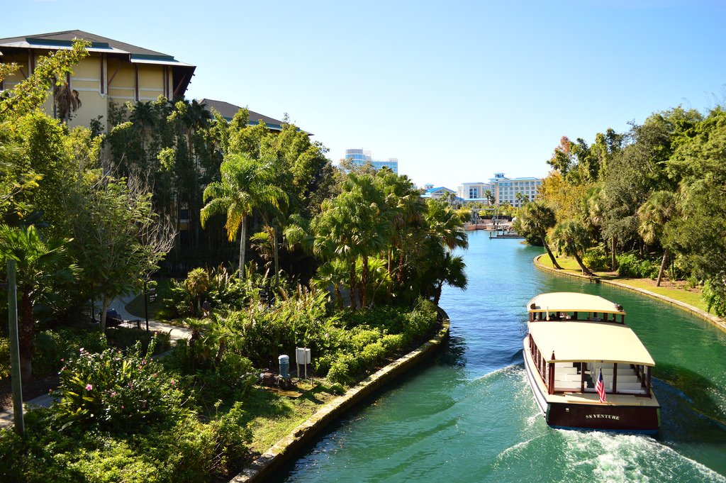 transporte nos hotéis da universal orlando - barco