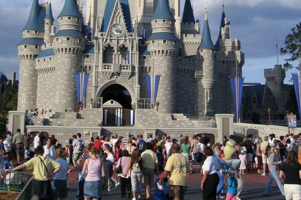 lotação dos parques de orlando em fevereiro